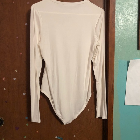 NWT Edited By Remi Bader Ladies Long Sleeve Bodysuit Color ( Cloud Dance) - Picture 6 of 10